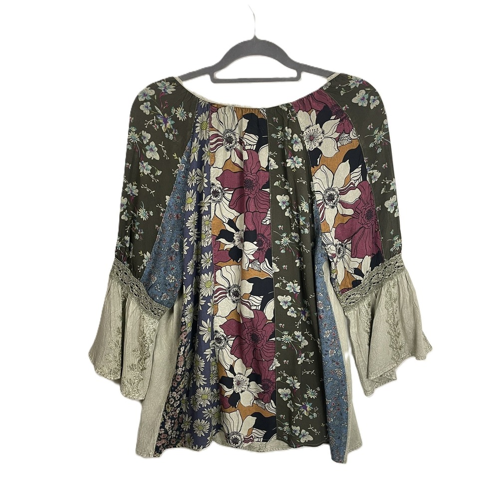 Young Threads Est Med-Large Boho Sage Floral Patchwork Embroidered Bell Sleeve - Picture 2 of 16